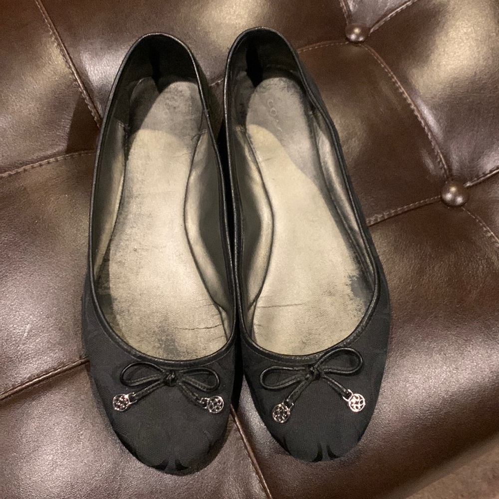 Beautiful Coach Preloved Ballerina Flats!